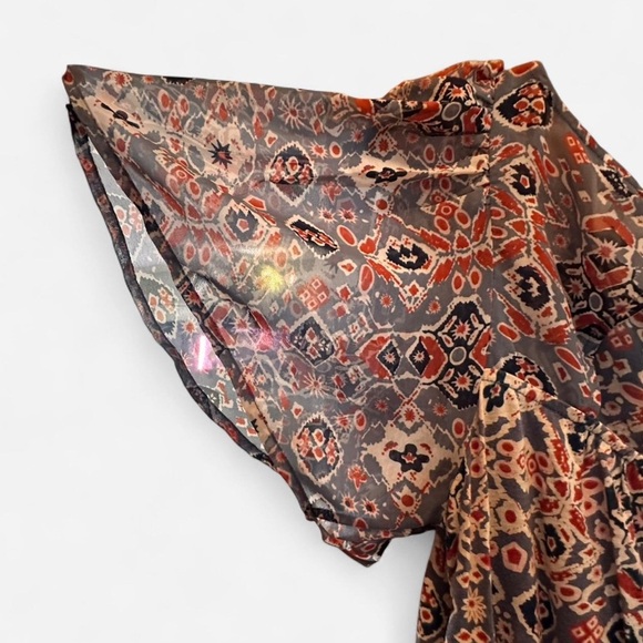 Lucky Brand Women’s Short Sheer Sleeve Boho Tee with Open Back size small - Picture 6 of 6